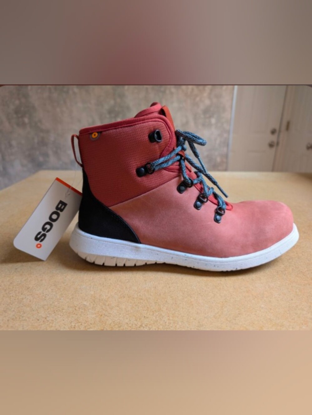 NEW IN BOX BOGS Cypress Lace ST Paprika Waterproof Boots with Safety Toe 8.5